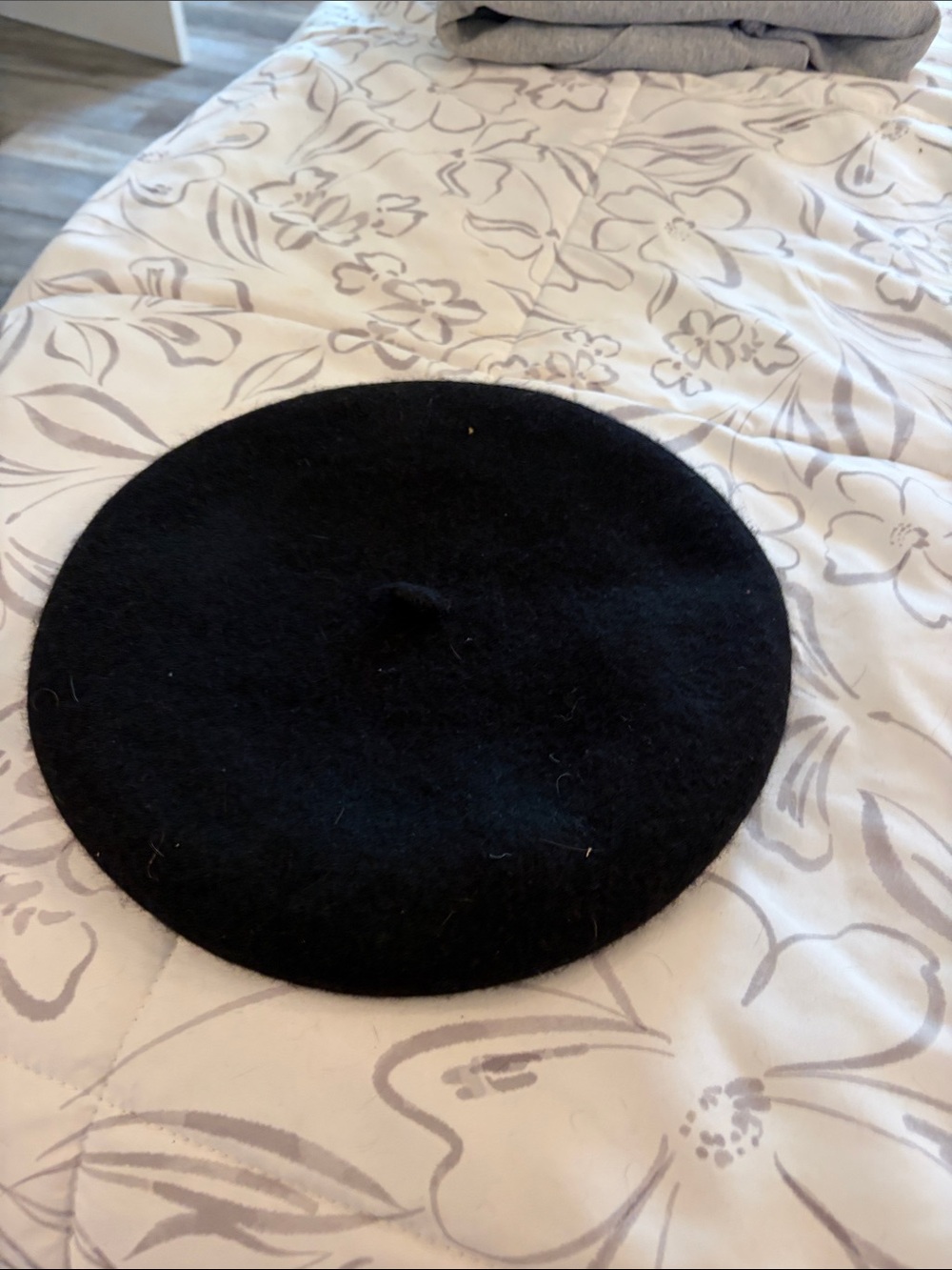 Classic Black Wool Beret